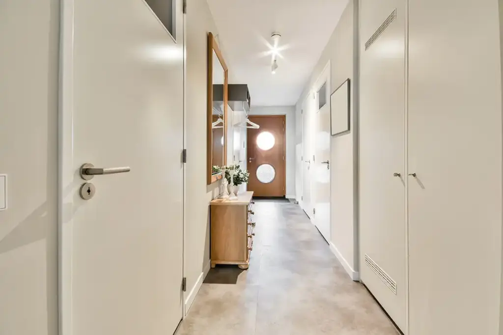 Creating a Mess-Free, Accessible Entryway